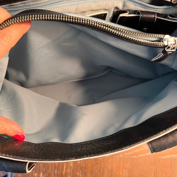 Cole Haan Tote Satchel Shoulder Bag Purse Zipper Closure Pebbled Leather Black - Picture 9 of 12